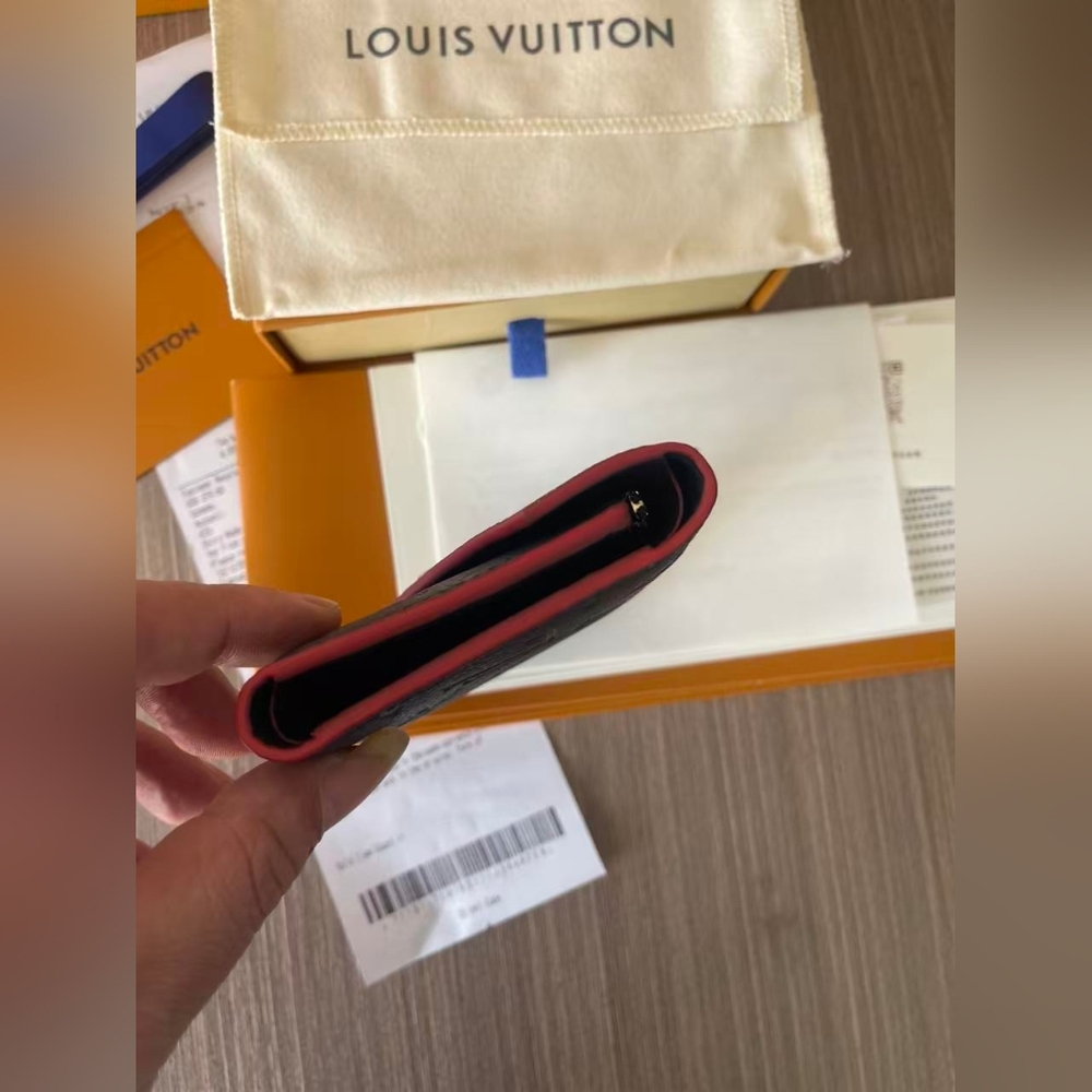 Louis Vuitton Victorine Wallet - Picture 5 of 11
